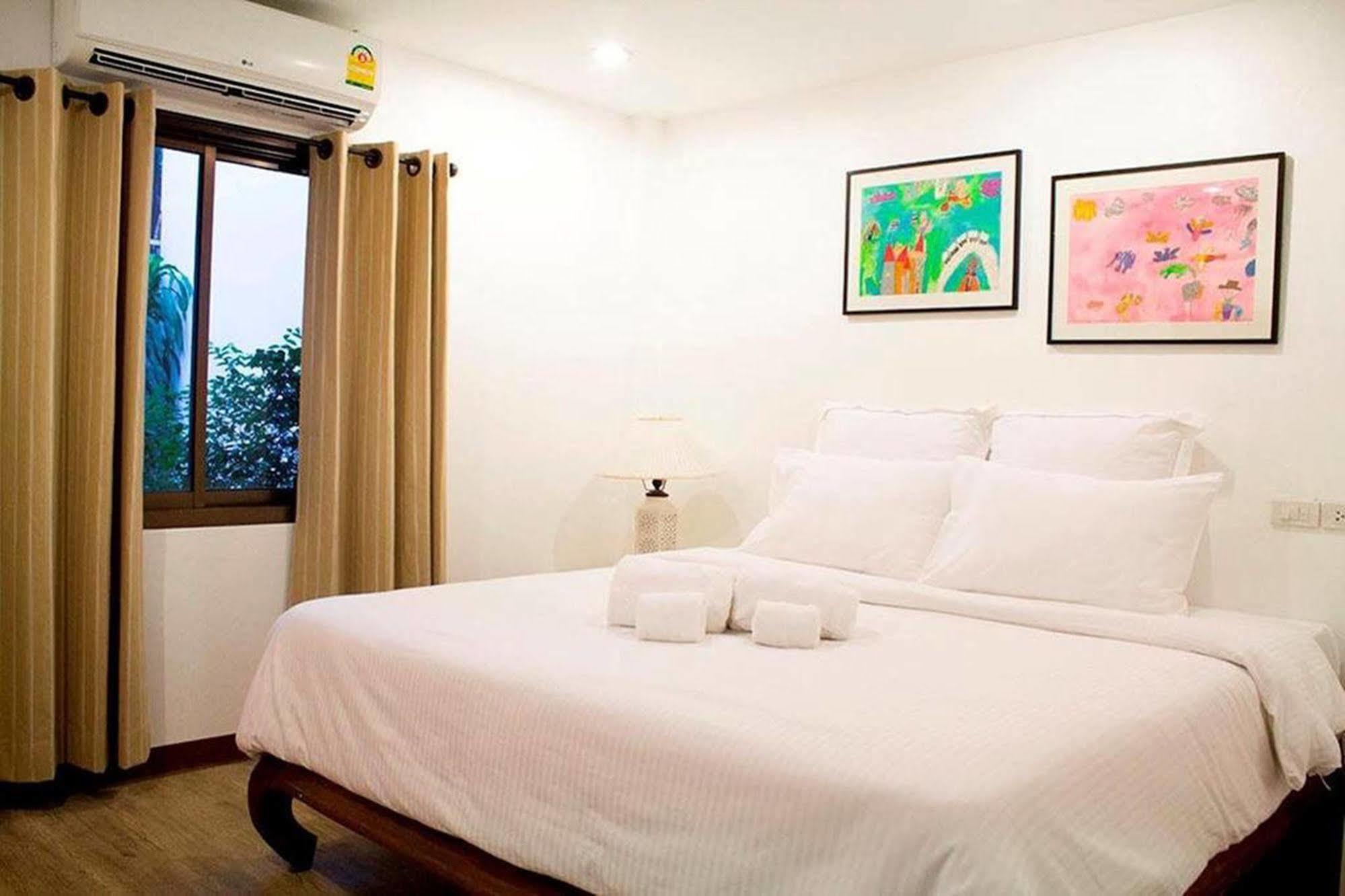 Hotel Justbeds Bangkok Exterior foto